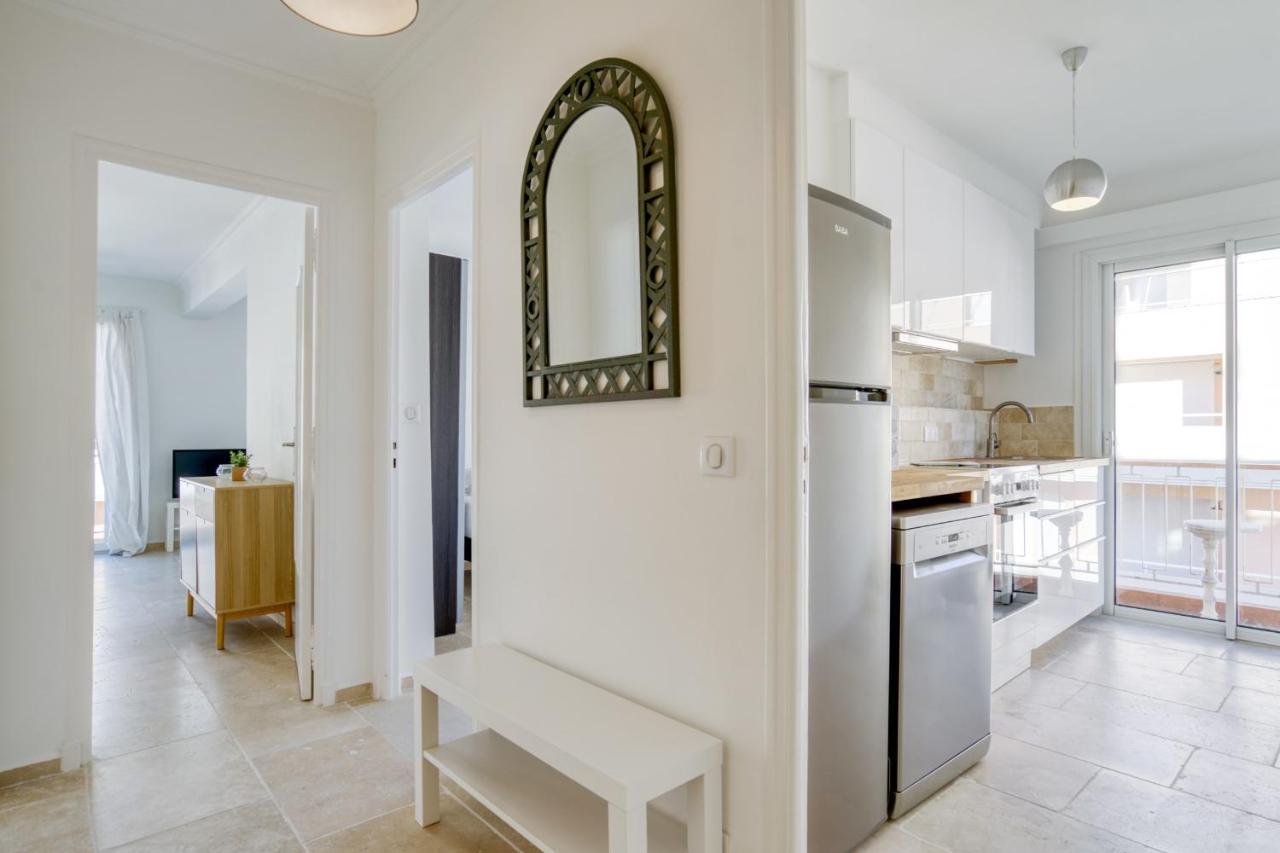 Appartement Bricka - Welkeys Antibes Exteriör bild