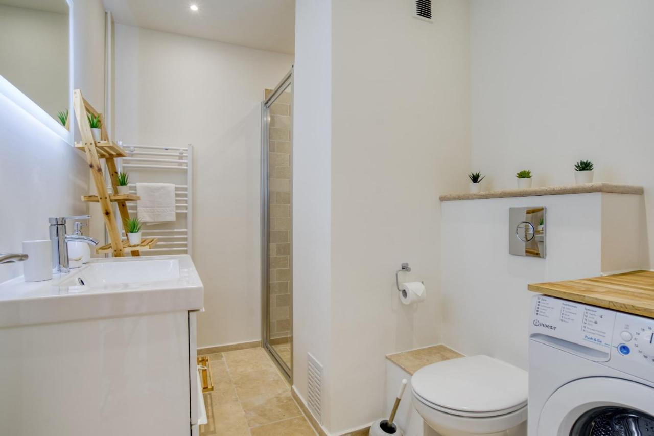 Appartement Bricka - Welkeys Antibes Exteriör bild