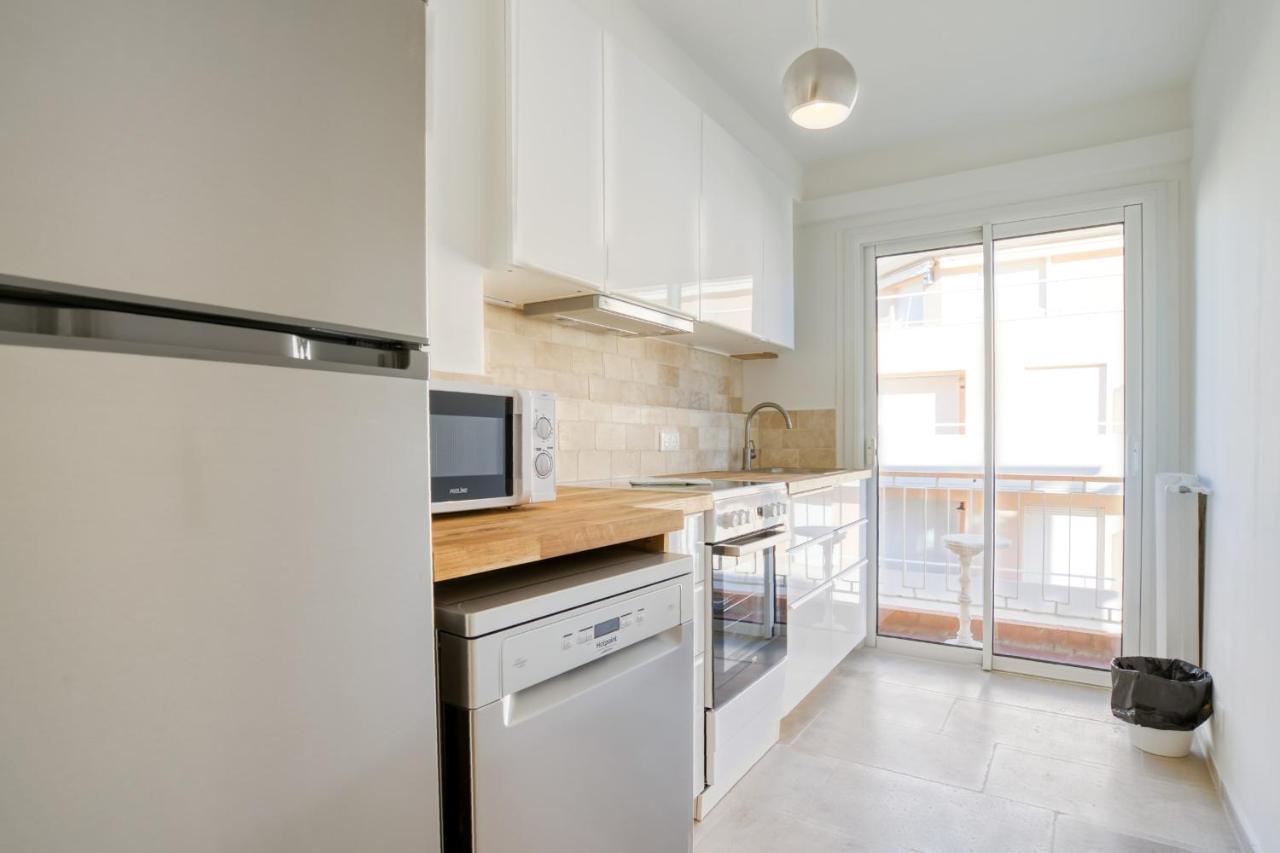 Appartement Bricka - Welkeys Antibes Exteriör bild
